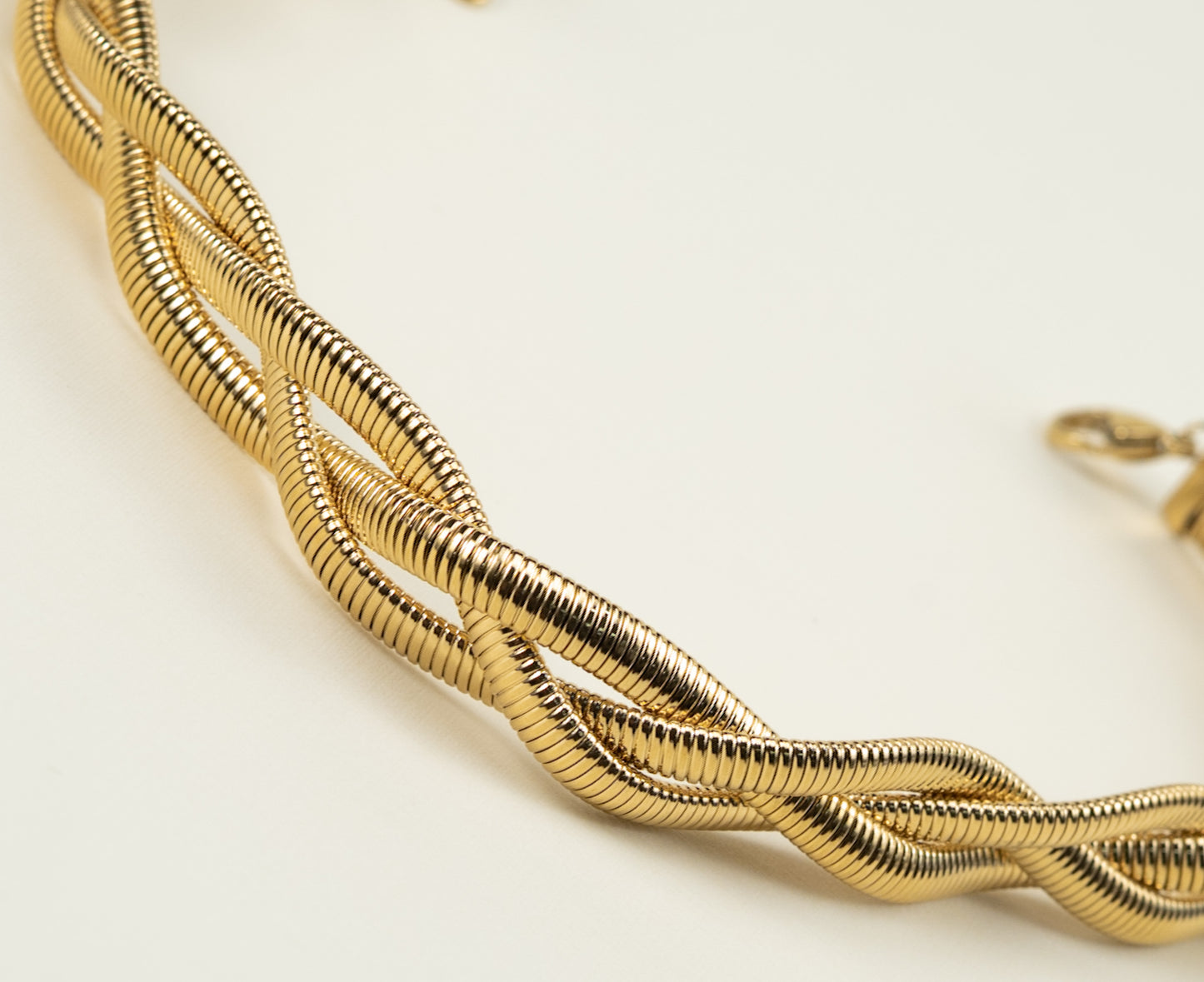 Bellance Necklace